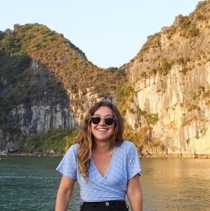 Meet your Posher, Elodie